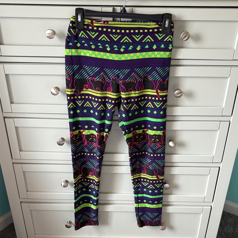LuLaRoe OS Halloween Black Cat Geometric Patterned Legging - Purple, Green, Pink